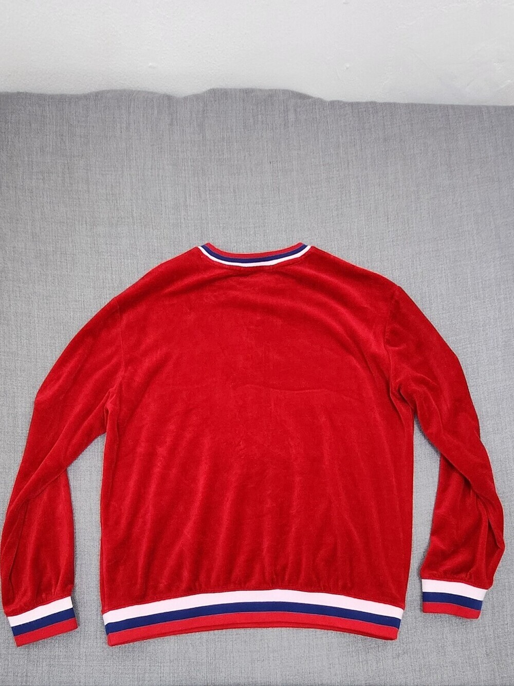Wilson × Forever 21 Colab Red Velour Crewneck Neck Retro Sweater Medium - Picture 3 of 6